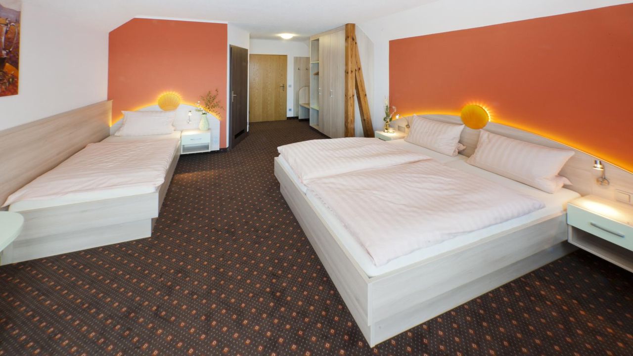 Room 7 Room 7